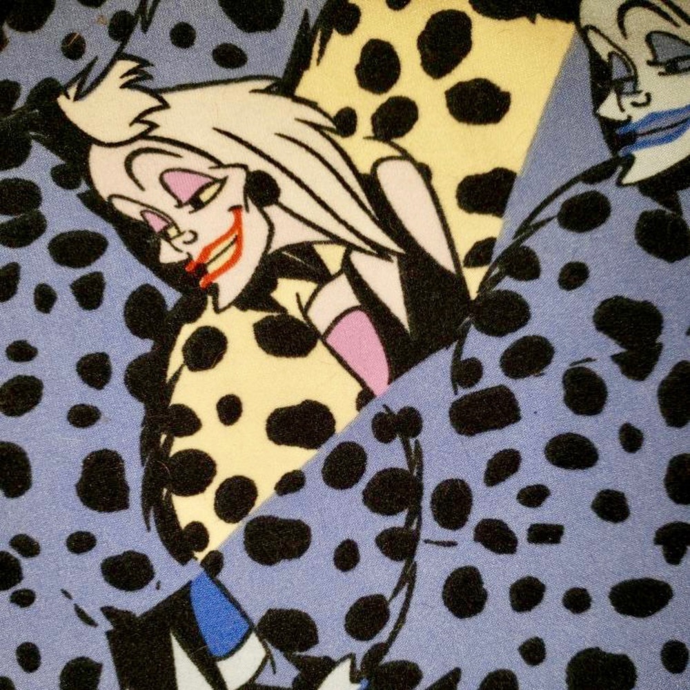 OS LulaRoe Cruella Devil Disney Villains Leggings